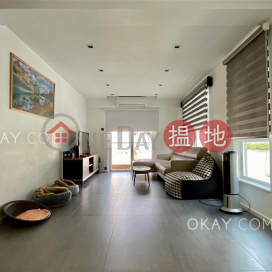 Charming house on high floor with rooftop & balcony | Rental | Mok Tse Che Village 莫遮輋村 _0