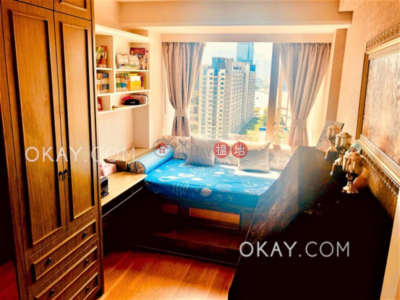 Elegant 3 bedroom with balcony | Rental, Stars By The Harbour Tower 2 維港‧星岸2座 Rental Listings | Kowloon City (OKAY-R382577)