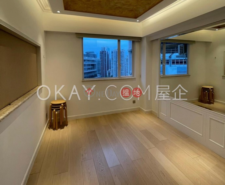 Lovely 2 bedroom on high floor with rooftop & balcony | For Sale 6-8 Hawthorn Road | Wan Chai District | Hong Kong | Sales, HK$ 36.8M