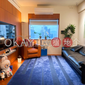Lovely 3 bedroom on high floor with parking | For Sale