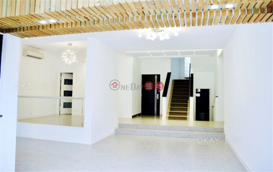 Lovely house with terrace & parking | Rental 18 Shouson Hill Road | Southern District | Hong Kong Rental HK$ 140,000/ month