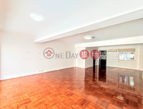 Efficient 3 bedroom with balcony & parking | Rental | Alpine Court 嘉賢大廈 _0