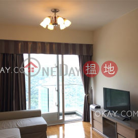 Charming 3 bedroom on high floor with balcony | For Sale