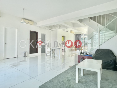 Charming house with rooftop | Rental, New Villa Cecil - Phase 1 新趙苑 - 第1期 | Cheung Chau (OKAY-R370910)_0