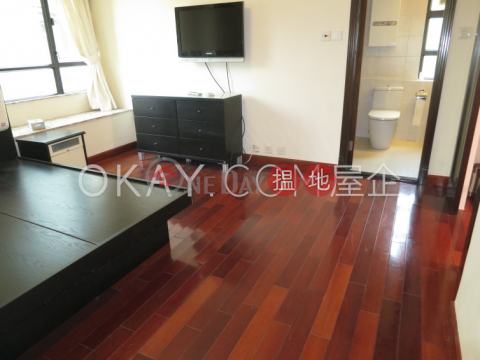 Unique 3 bedroom with parking | For Sale, Gardenview Heights 嘉景臺 | Wan Chai District (OKAY-S13976)_0