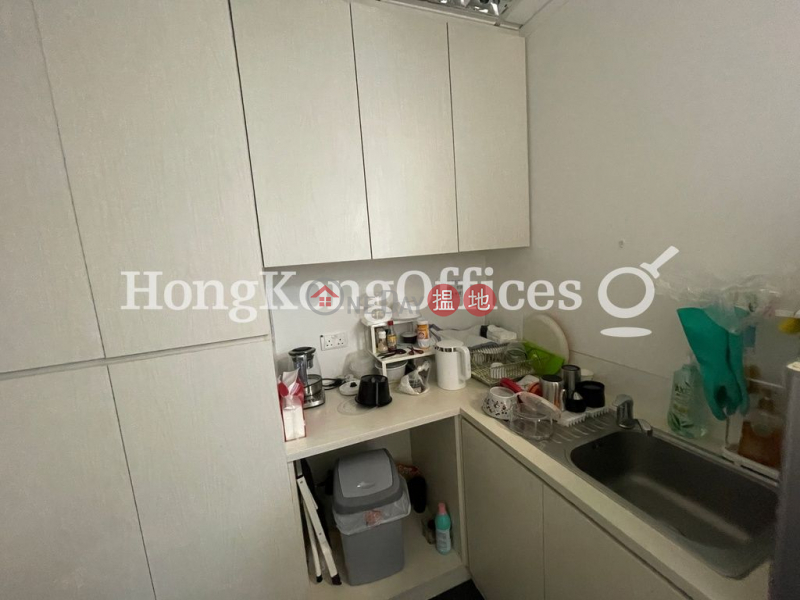 HK$ 177,156/ month | Central Plaza, Wan Chai District, Office Unit for Rent at Central Plaza