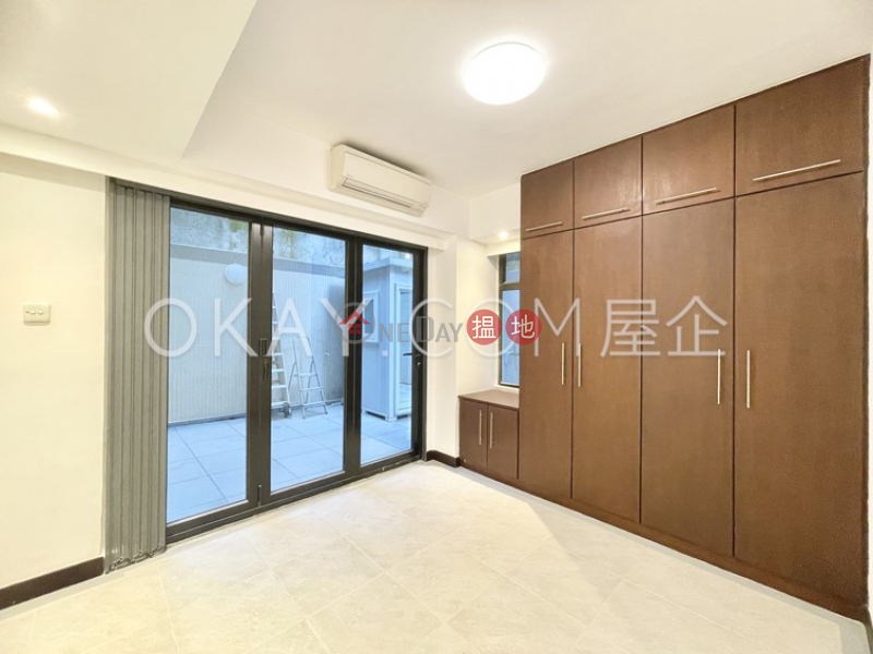 HK$ 75,000/ month Pine Gardens, Wan Chai District, Rare 3 bedroom with terrace & parking | Rental