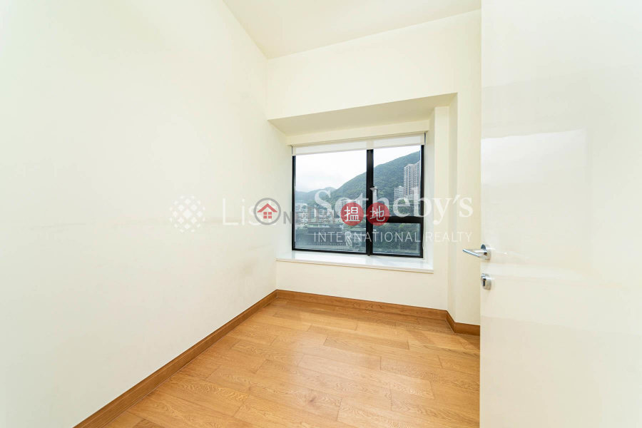 HK$ 109,000/ month Resiglow | Wan Chai District | Property for Rent at Resiglow with 3 Bedrooms