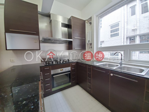 Nicely kept 3 bedroom with balcony & parking | For Sale | Pak Fai Mansion 百輝大廈 _0