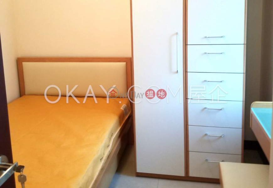 HK$ 28,000/ month The Merton, Western District Unique 2 bedroom with balcony | Rental