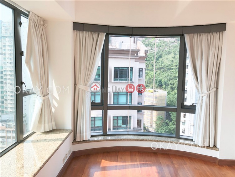 HK$ 42,000/ month | Palatial Crest, Western District | Gorgeous 3 bedroom on high floor | Rental