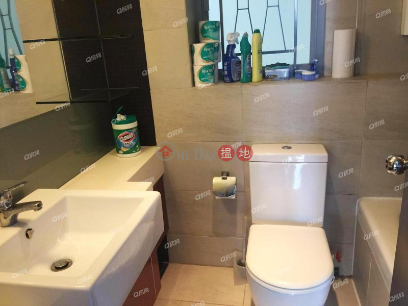 HK$ 23,000/ month Tower 2 Grand Promenade | Eastern District Tower 2 Grand Promenade | 2 bedroom Mid Floor Flat for Rent