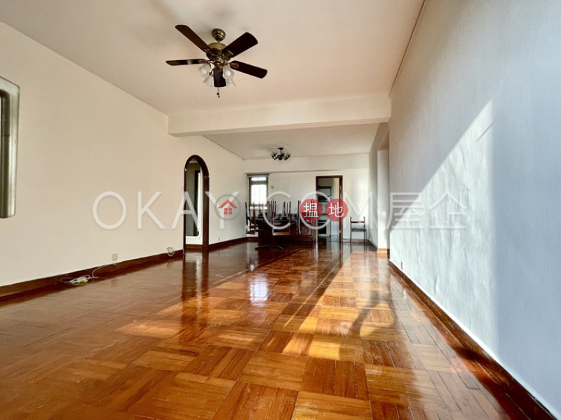 Popular 3 bedroom on high floor with balcony | Rental | Cumine Court 康明苑 Rental Listings