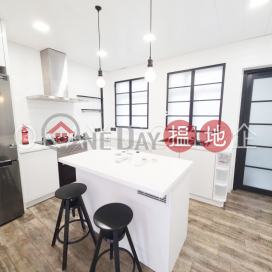 Efficient 3 bed on high floor with balcony & parking | For Sale | Emerald Court 翡翠樓 _0