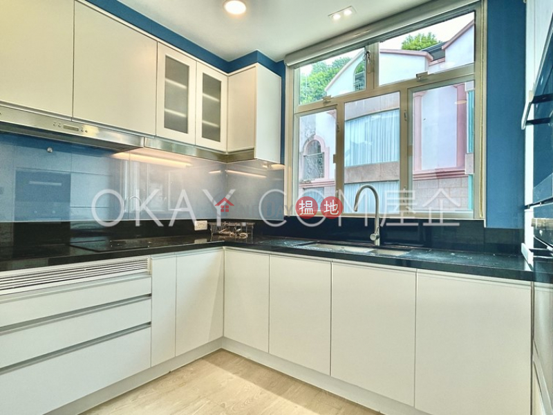 HK$ 21.8M Burlingame Garden, Sai Kung, Charming house with rooftop, terrace | For Sale