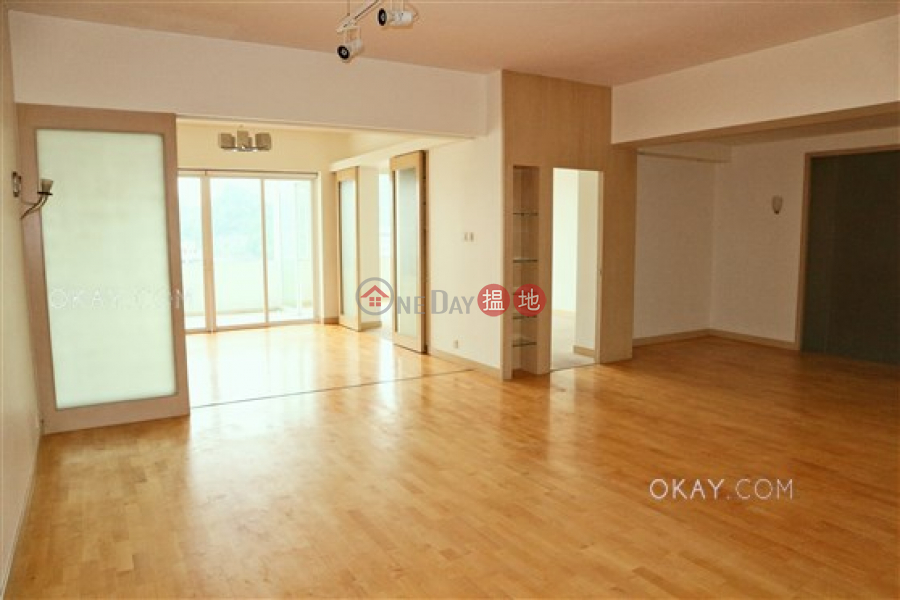 Elegant 3 bedroom with balcony & parking | Rental | Sanitarian Apartments 潔園 Rental Listings