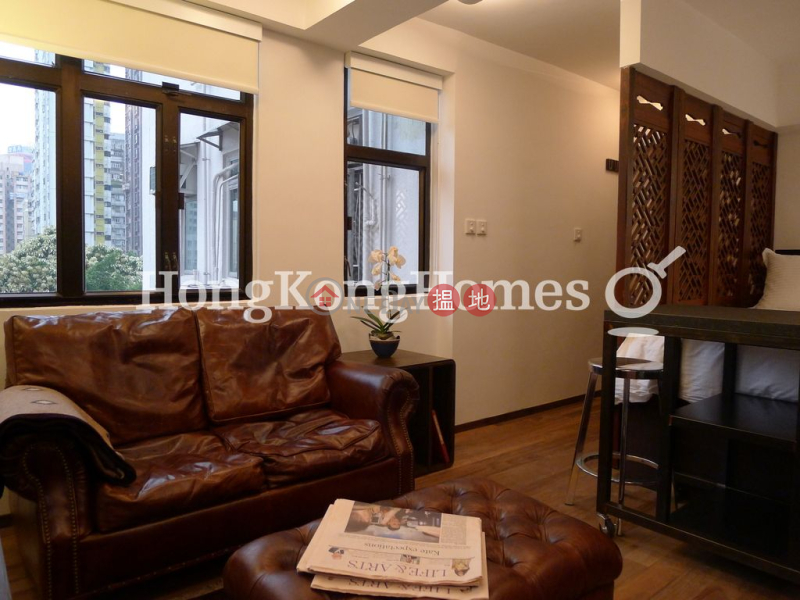 HK$ 20,000/ month Silver Jubilee Mansion Central District Studio Unit for Rent at Silver Jubilee Mansion