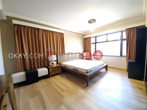 Stylish 3 bedroom with terrace | Rental, Parkway Court 寶威閣 | Western District (OKAY-R98981)_0