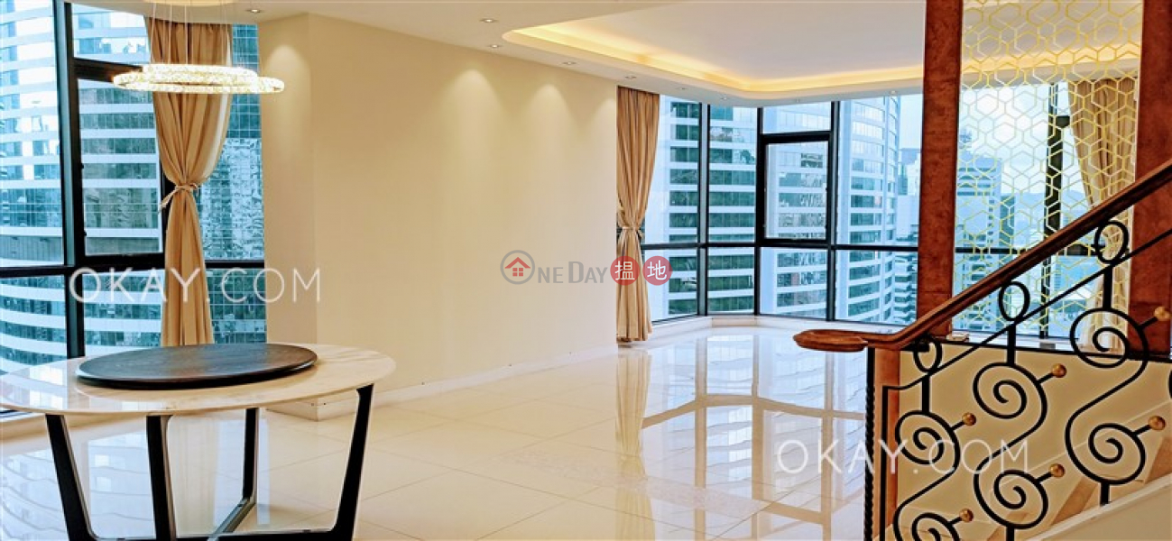 Property Search Hong Kong | OneDay | Residential Sales Listings, Luxurious 4 bedroom on high floor with parking | For Sale