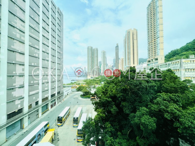 Unique 2 bedroom with harbour views & balcony | Rental | 60 Victoria Road 域多利道60號 Rental Listings