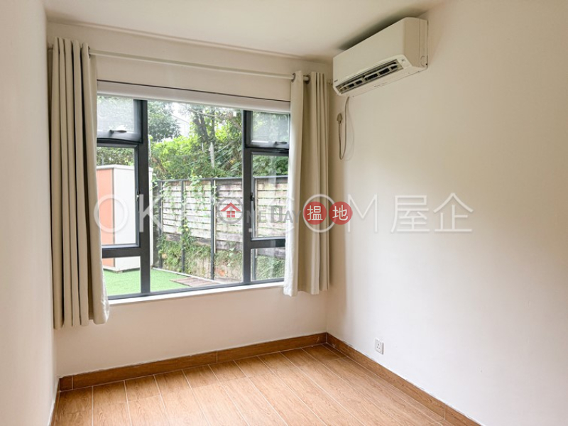 HK$ 9M Lobster Bay Villa Sai Kung | Lovely house with parking | For Sale