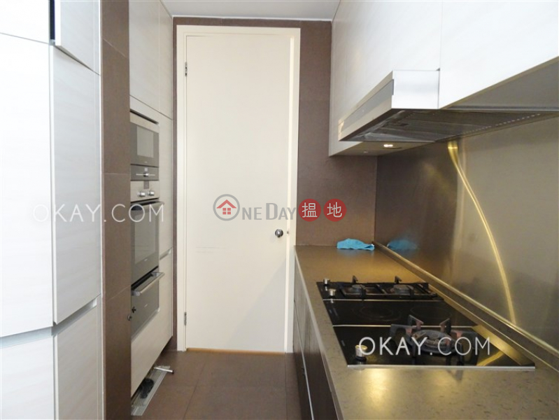 HK$ 55,000/ month Shuk Yuen Building Wan Chai District | Stylish 3 bedroom with parking | Rental