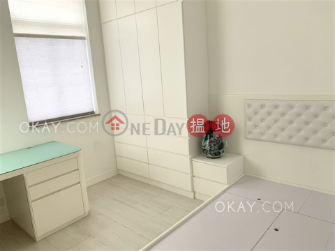 Unique 3 bedroom with terrace & parking | For Sale | Shuk Yuen Building 菽園新臺 _0