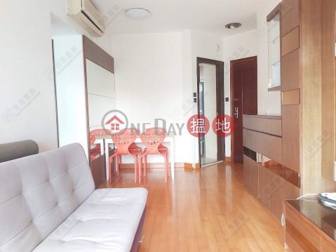 Two-bedroom unit with a large terrace (724 sq. ft.) at The Victoria Towers | Tower 1 The Victoria Towers 港景峯1座 _0
