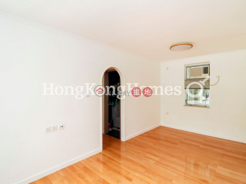 3 Bedroom Family Unit for Rent at Academic Terrace Block 3 101 To Li Terrace | Western District | Hong Kong Rental | HK$ 20,000/ month