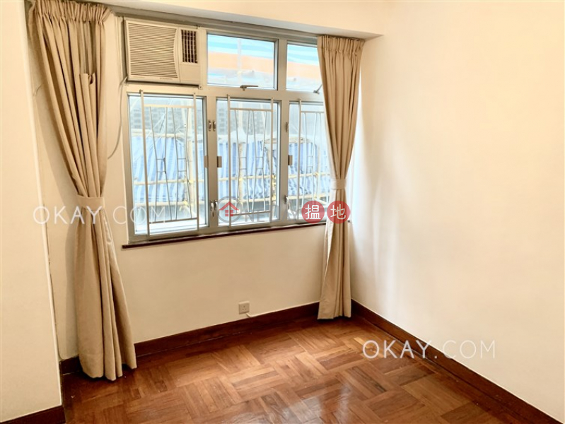 Efficient 3 bedroom with balcony & parking | For Sale | Block 3 Phoenix Court 鳳凰閣 3座 Sales Listings