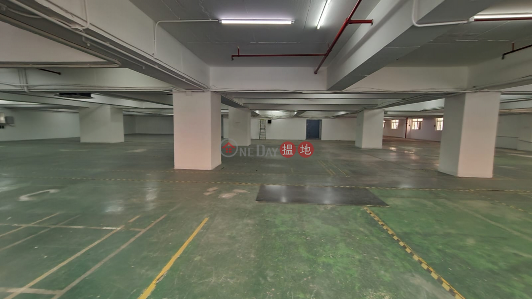 HK$ 180,948/ month | Roxy Industrial Centre Kwai Tsing District, Suitable for large container trucks, high utilization rate, full-floor units