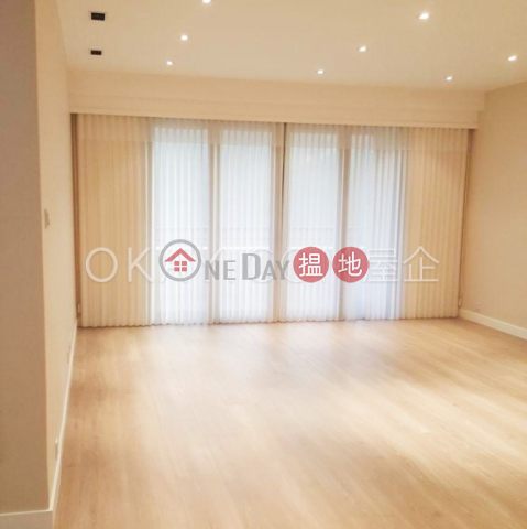Lovely 3 bedroom with balcony | For Sale, Parkview Crescent Hong Kong Parkview 陽明山莊 環翠軒 | Southern District (OKAY-S50451)_0