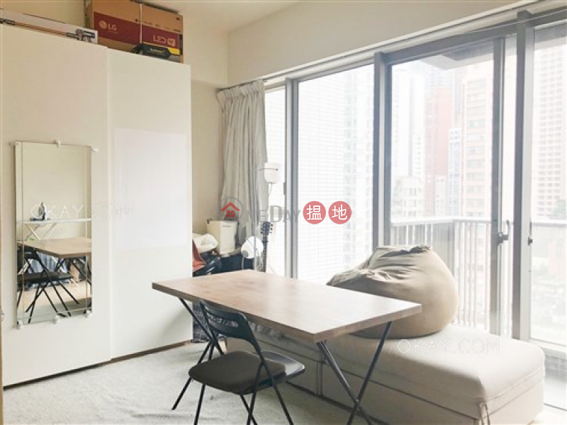 Charming 1 bedroom with balcony | For Sale | Greenery Crest, Block 2 碧濤軒 2座 Sales Listings