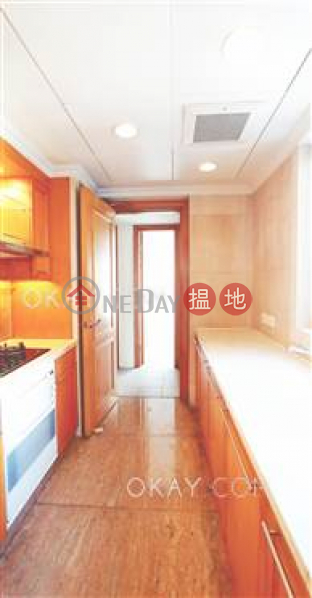 Lovely 5 bedroom on high floor with rooftop & balcony | For Sale | King\'s Park Hill Tower 4 (No. 70) 京士柏山4座(70號) Sales Listings