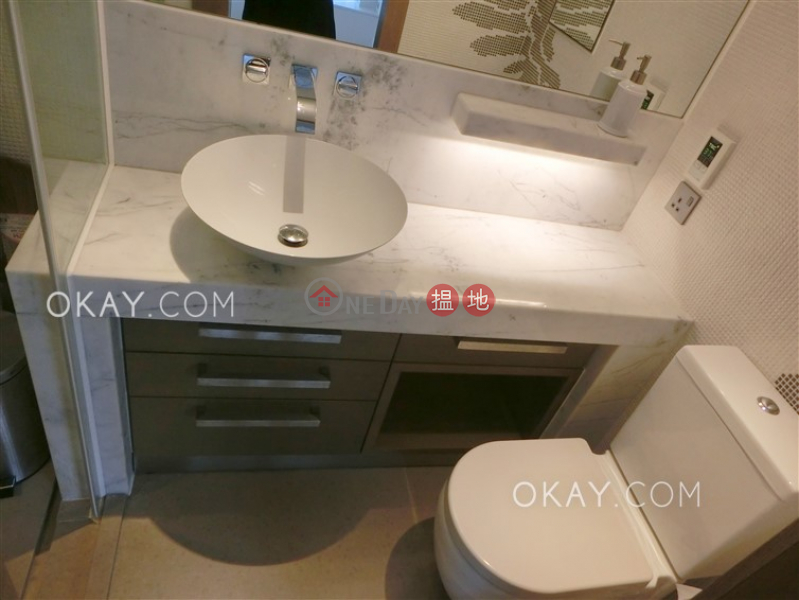 HK$ 23,000/ month | Eight South Lane, Western District Charming 1 bedroom with balcony | Rental