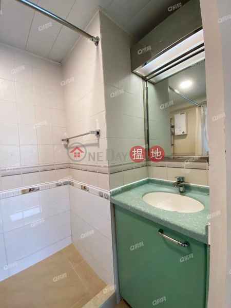 Property Search Hong Kong | OneDay | Residential, Rental Listings, South Horizons Phase 1, Hoi Ngar Court Block 3 | 3 bedroom Flat for Rent