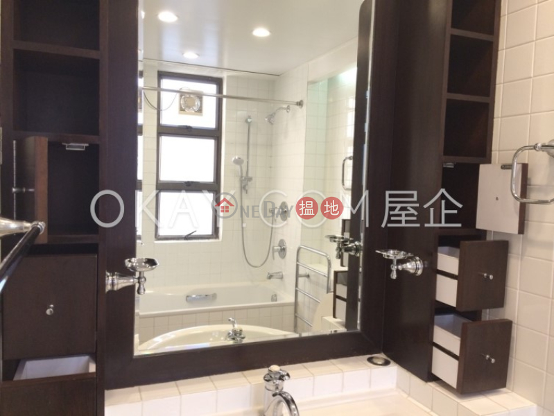 4房3廁,實用率高,連車位,露台大寶閣出售單位|大寶閣(Trafalgar Court)出售樓盤 (OKAY-S44987)