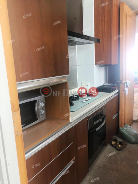 HK$ 60,000/ month Phase 1 Residence Bel-Air Southern District Phase 1 Residence Bel-Air | 3 bedroom Low Floor Flat for Rent