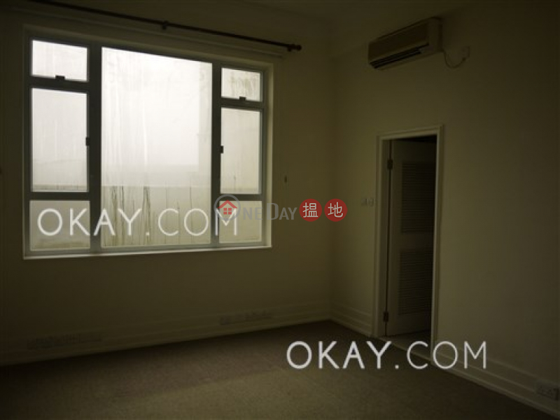HK$ 125,000/ month La Hacienda, Central District | Luxurious 3 bedroom in The Peak | Rental