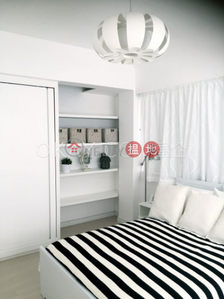 Practical 1 bedroom on high floor with rooftop | Rental, 40-42 Gough Street | Central District | Hong Kong Rental HK$ 26,500/ month