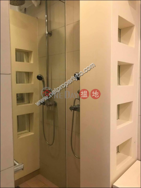 HK$ 799.9萬|嘉威閣|灣仔區Modernistic Design Apartment with Palatial Terrace