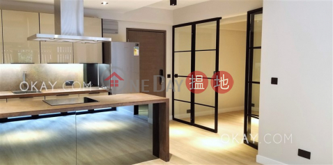 Practical 1 bedroom with terrace | Rental | Hang Sing Mansion 恆陞大樓 _0