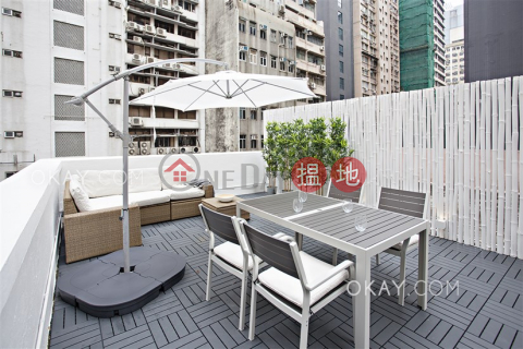 Gorgeous 1 bedroom on high floor with rooftop | For Sale | Wing Lok Mansion 永樂大廈 _0