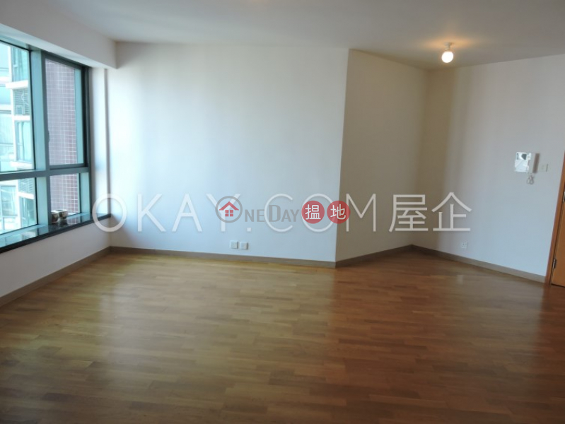 Property Search Hong Kong | OneDay | Residential | Rental Listings | Nicely kept 3 bedroom on high floor with harbour views | Rental