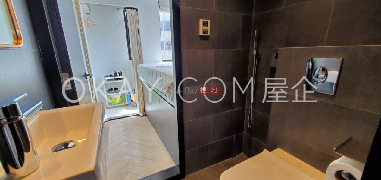 Stylish 2 bedroom on high floor with sea views | For Sale | Wah Fai Court 華輝閣 Sales Listings