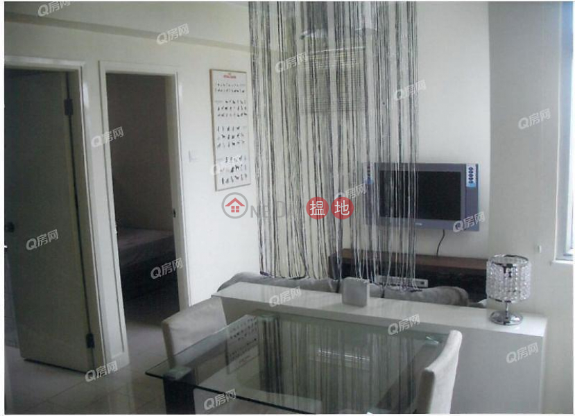 Property Search Hong Kong | OneDay | Residential Sales Listings Jadestone Court | 1 bedroom Mid Floor Flat for Sale