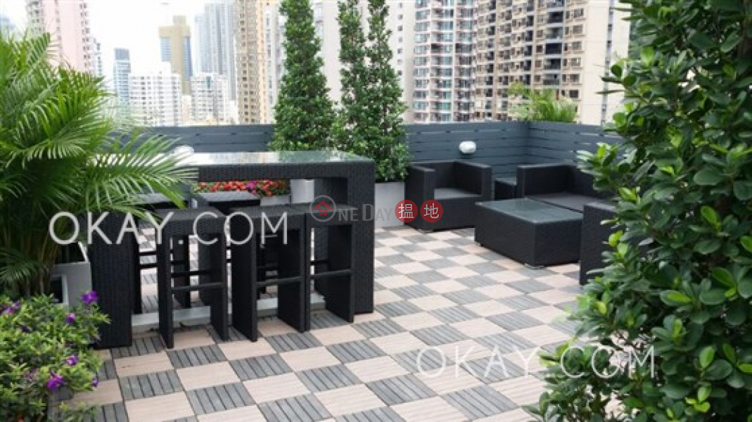 Popular 2 bed on high floor with sea views & rooftop | For Sale 25 Babington Path | Western District | Hong Kong | Sales, HK$ 18M