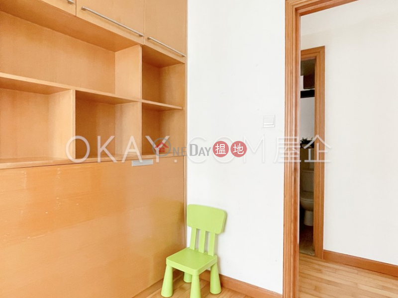 HK$ 42,000/ month, Bon-Point | Western District | Popular 3 bedroom with balcony | Rental