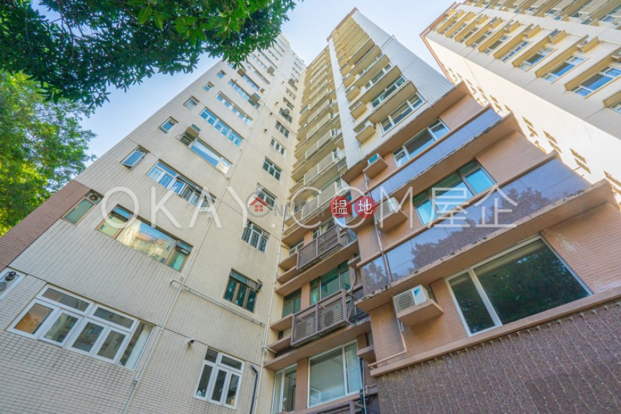 Scenic Villas | Middle Residential | Rental Listings | HK$ 85,000/ month