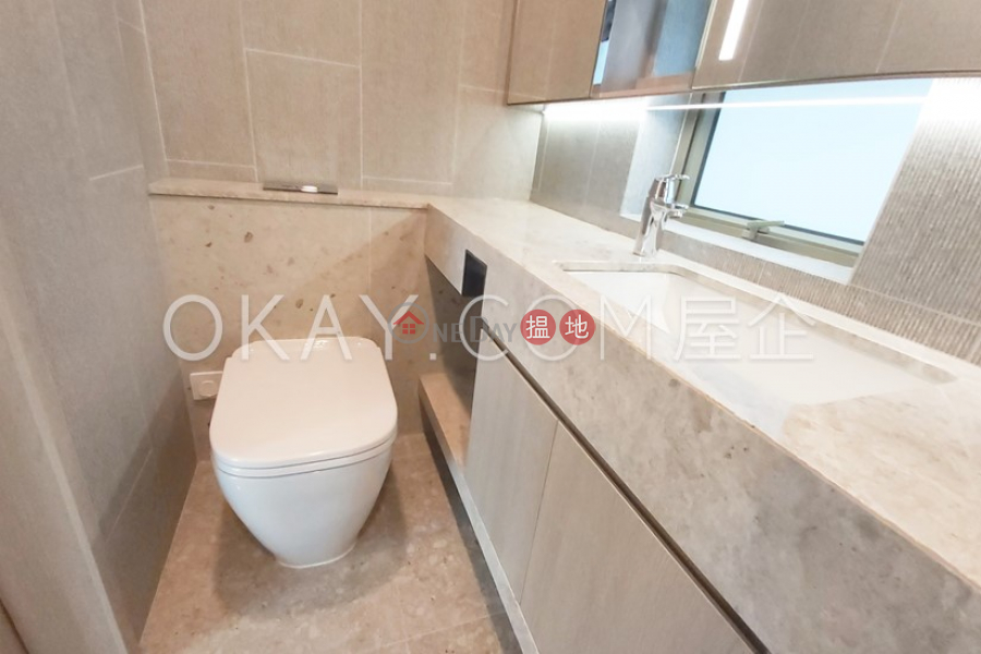 HK$ 31,000/ month, Peach Blossom Western District, Unique 2 bedroom on high floor | Rental